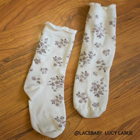 Well-Worn White Floral Socks