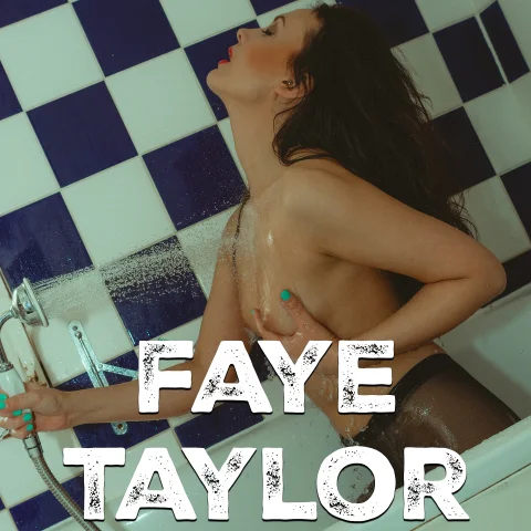 Faye Taylor Bathroom Picture Set