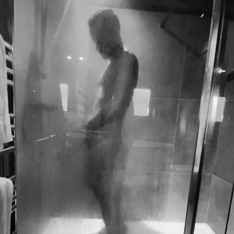 Watch Me Wash Myself In The Shower Photoset