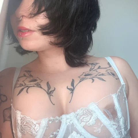 Goddess tribute