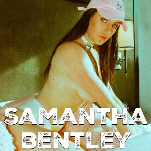 Samantha Bentley Hotel Room Picture Set