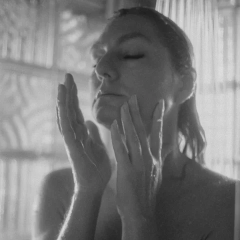 Anonymous, Erotic Cabin Shower in 35mm