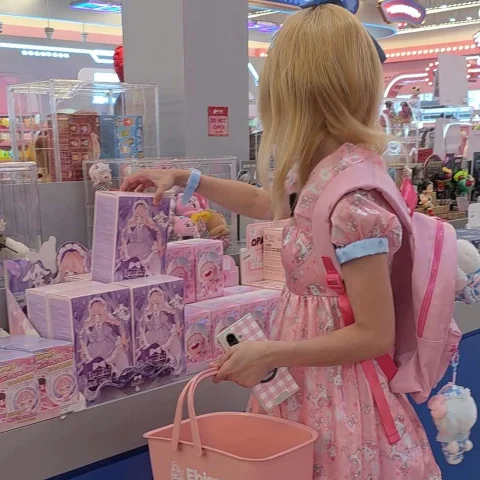Cute Little Shopping Trip