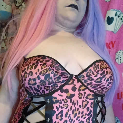 ALT Y2K MILF