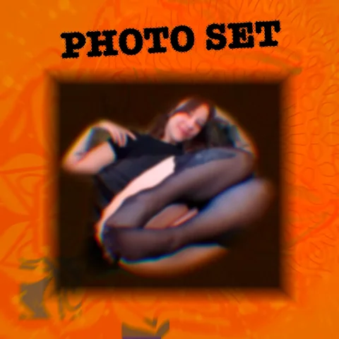 Stockings & Skirt Dildo Masturbation Photo Set