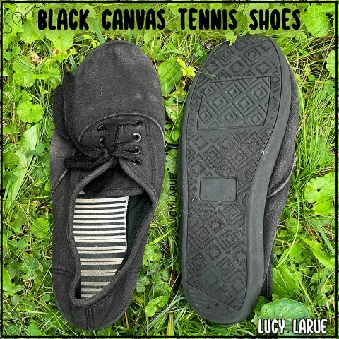 Black Canvas Tennis Shoes