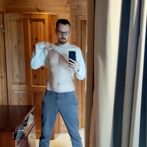 Mirror Pics Photoset