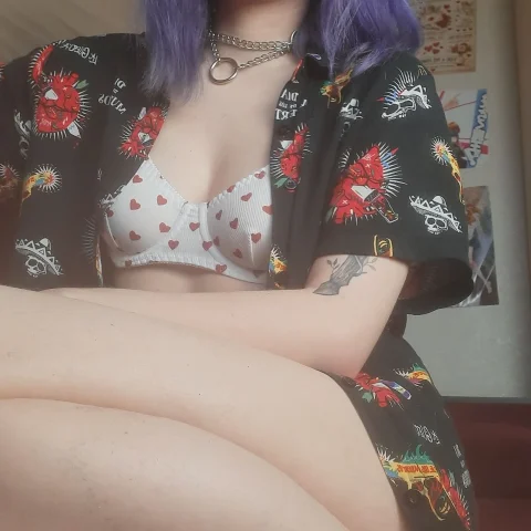 I wanna be your girlfriend