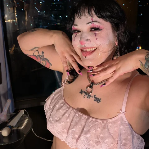 Happy slutty Clown