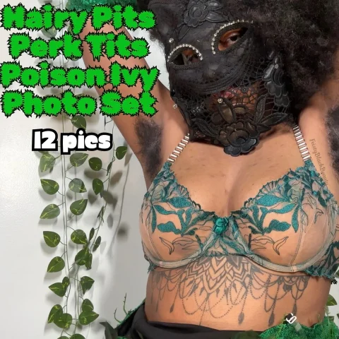 Hairy Pits Perky Tits Poison Ivy Photo Set, 12 Pics