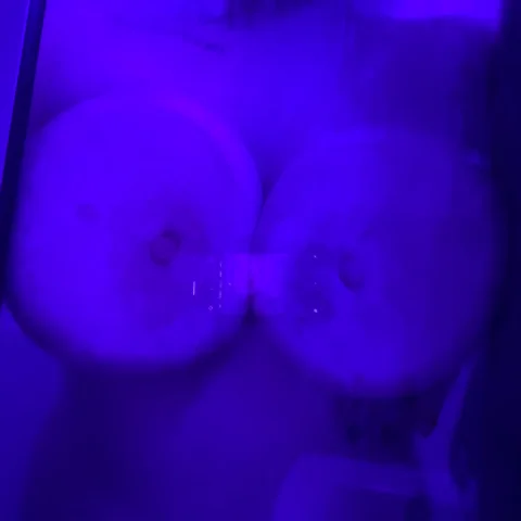 Big Titty Goth Shower Pics