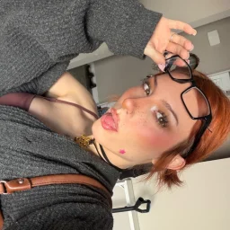 Elle Marz