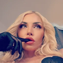 Goddess Blonde Kitty