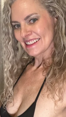 Nikki Naughty