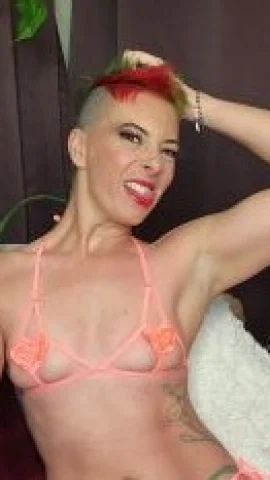 Roxy Renee