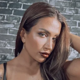 Dominatrix Anitta