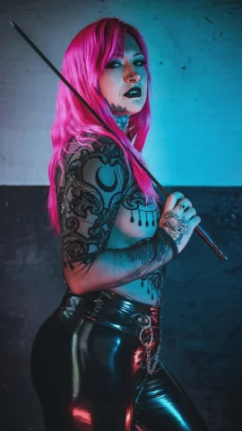 Kiki Sins