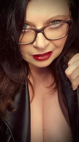 Mature Busty Milf