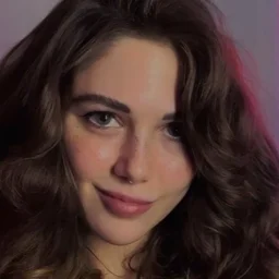Ellie Skyes