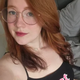 strawberryyfoxie
