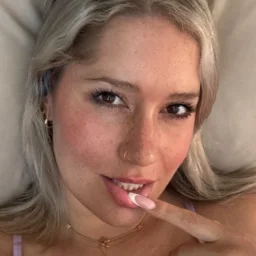 Alexxx Hart