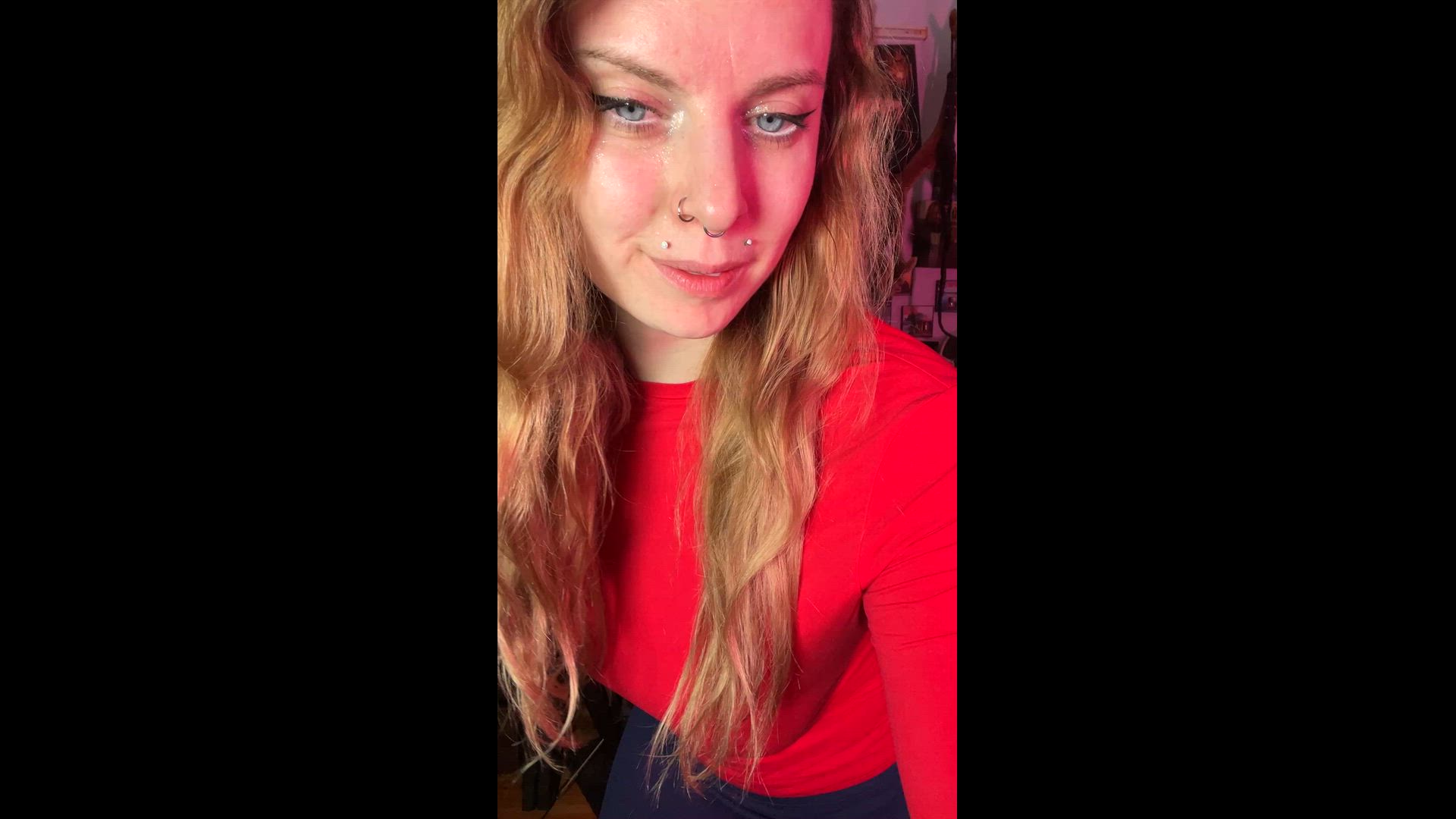 Nude Belly Burps on Command