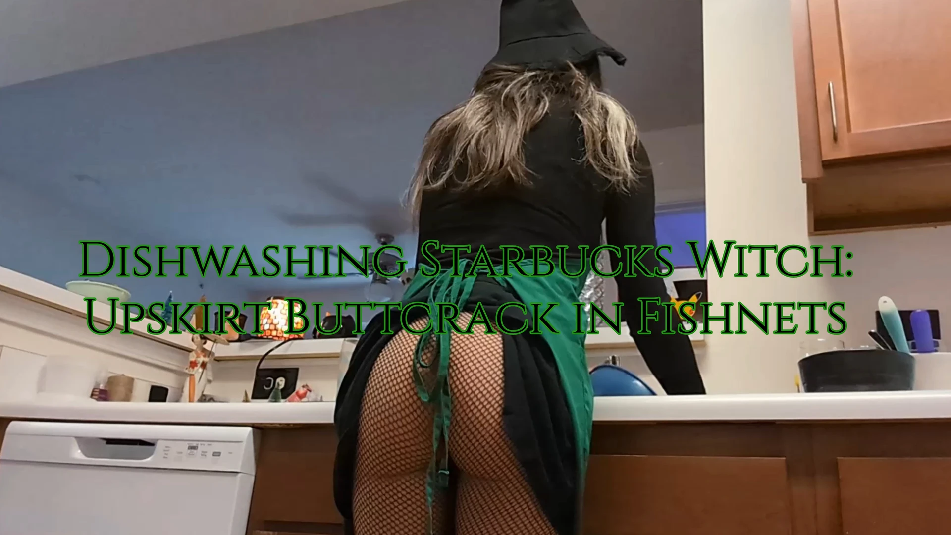 Dishwashing Starbucks Witch: Upskirt Buttcrack in Fishnets