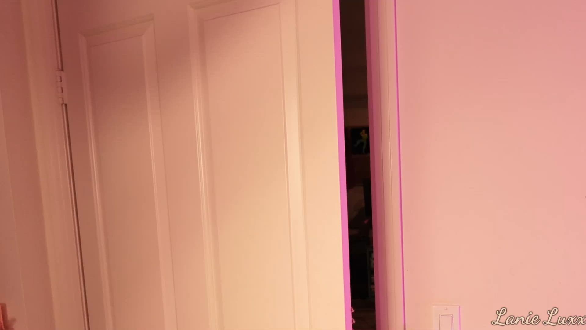 Stepsis Wants To Give A Blowjob For Her OnlyFans