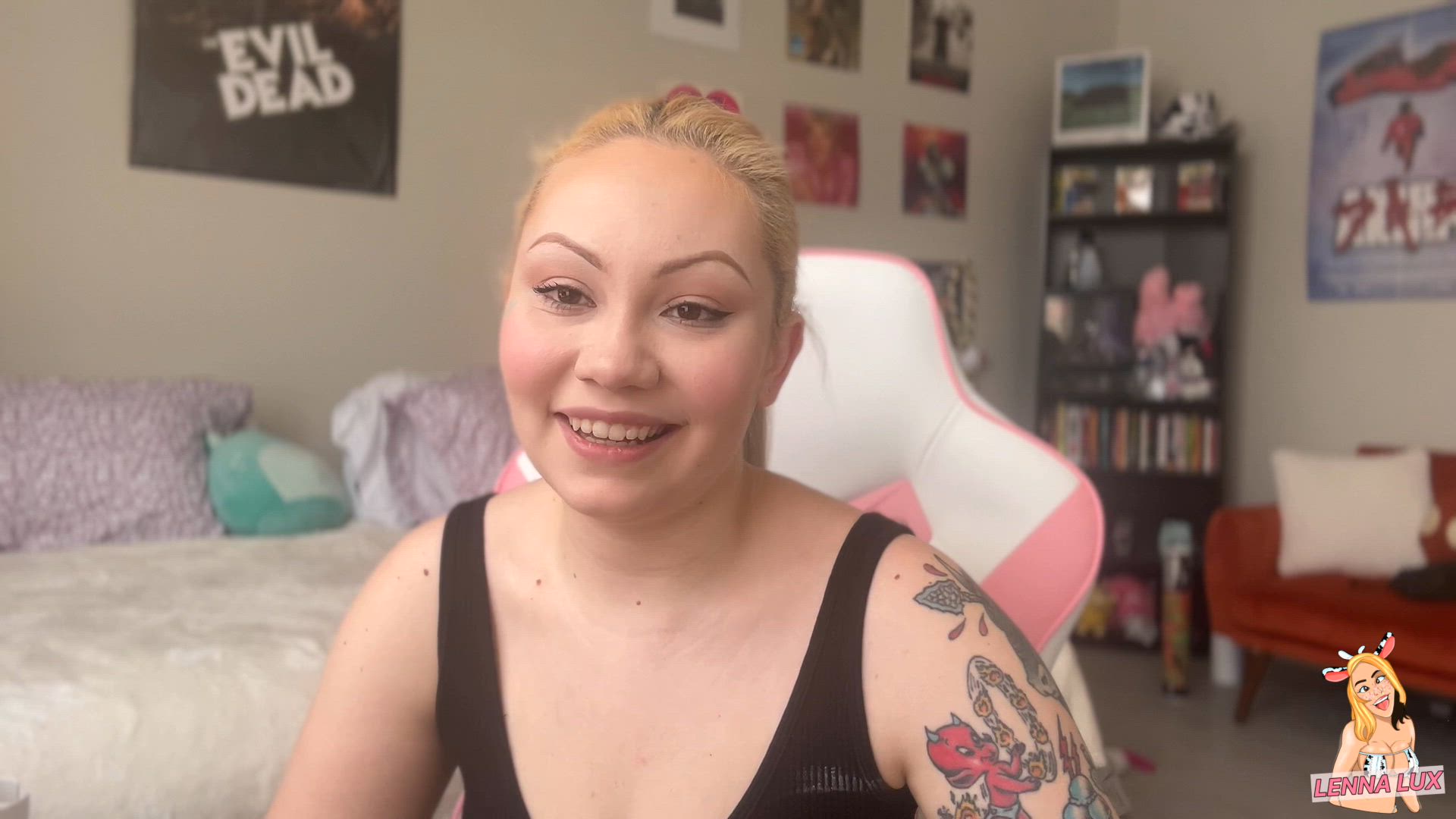 Step-Bro's Panty Sniff Secret