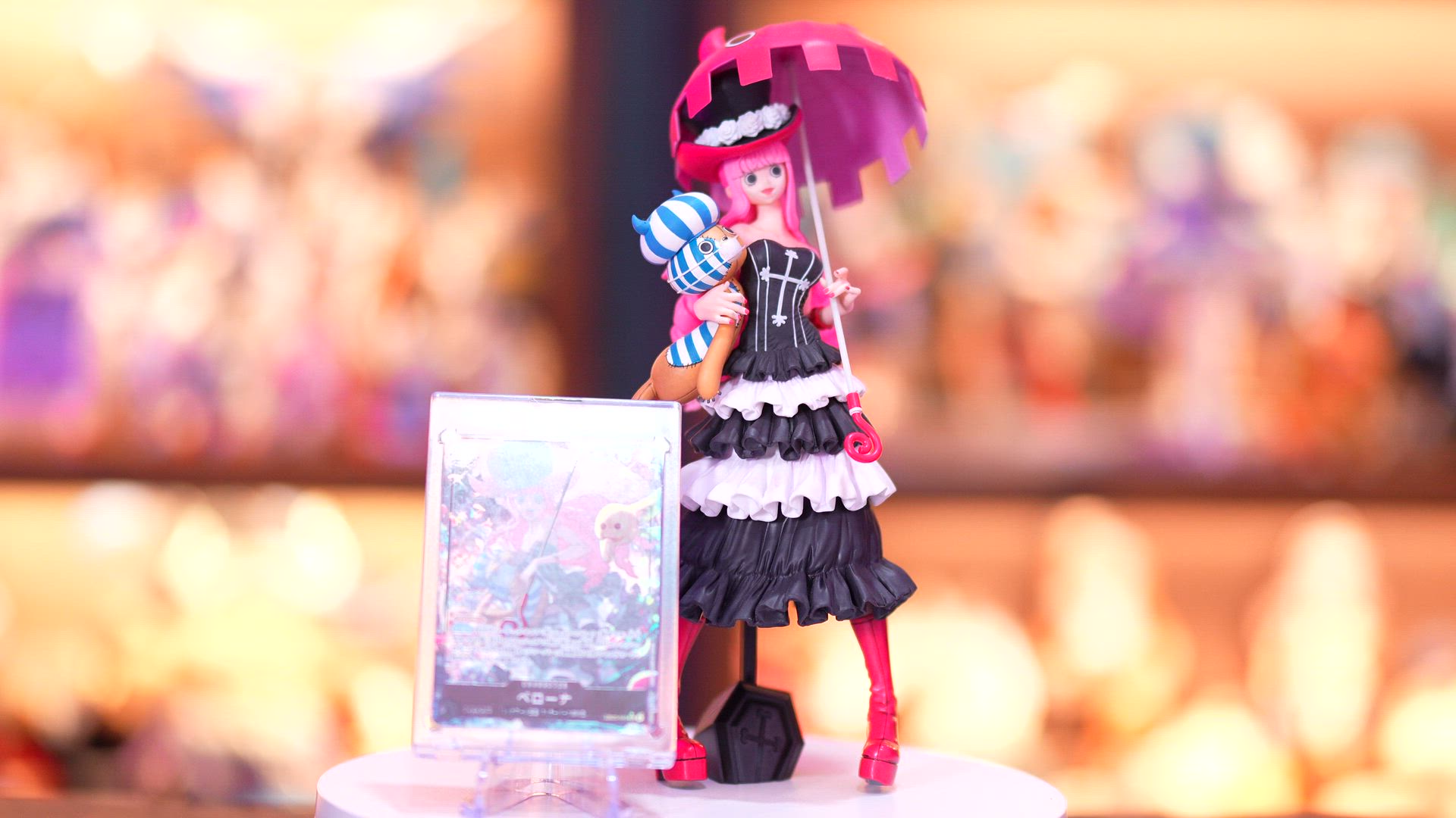 Goth Perona with her TCG Card