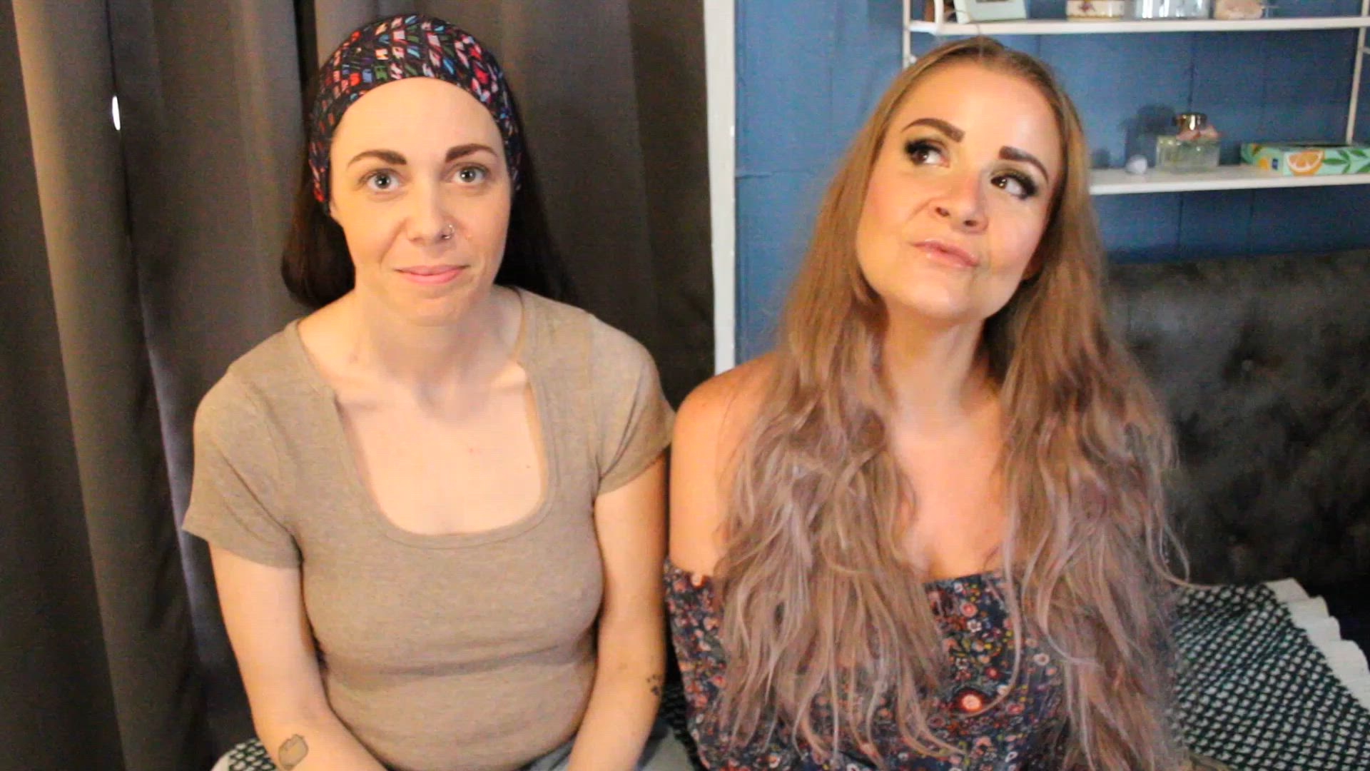 SluttySarah makes Silly and Scary Faces ft Whitney Morgan