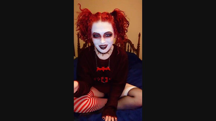 Harley Quinn Wants to Squirt for You
