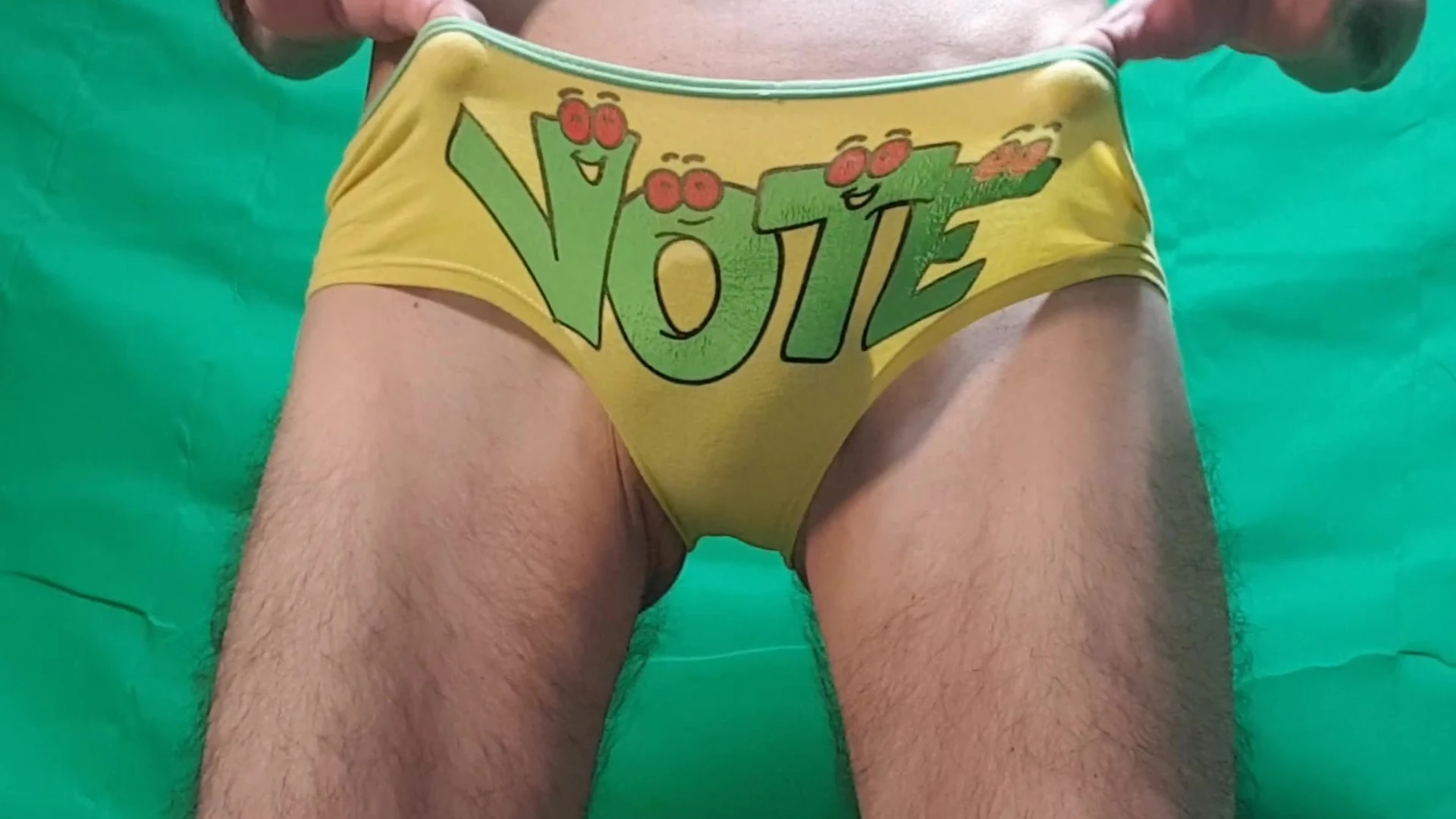 Boys' Vs Girls' Undies Try OnHaul